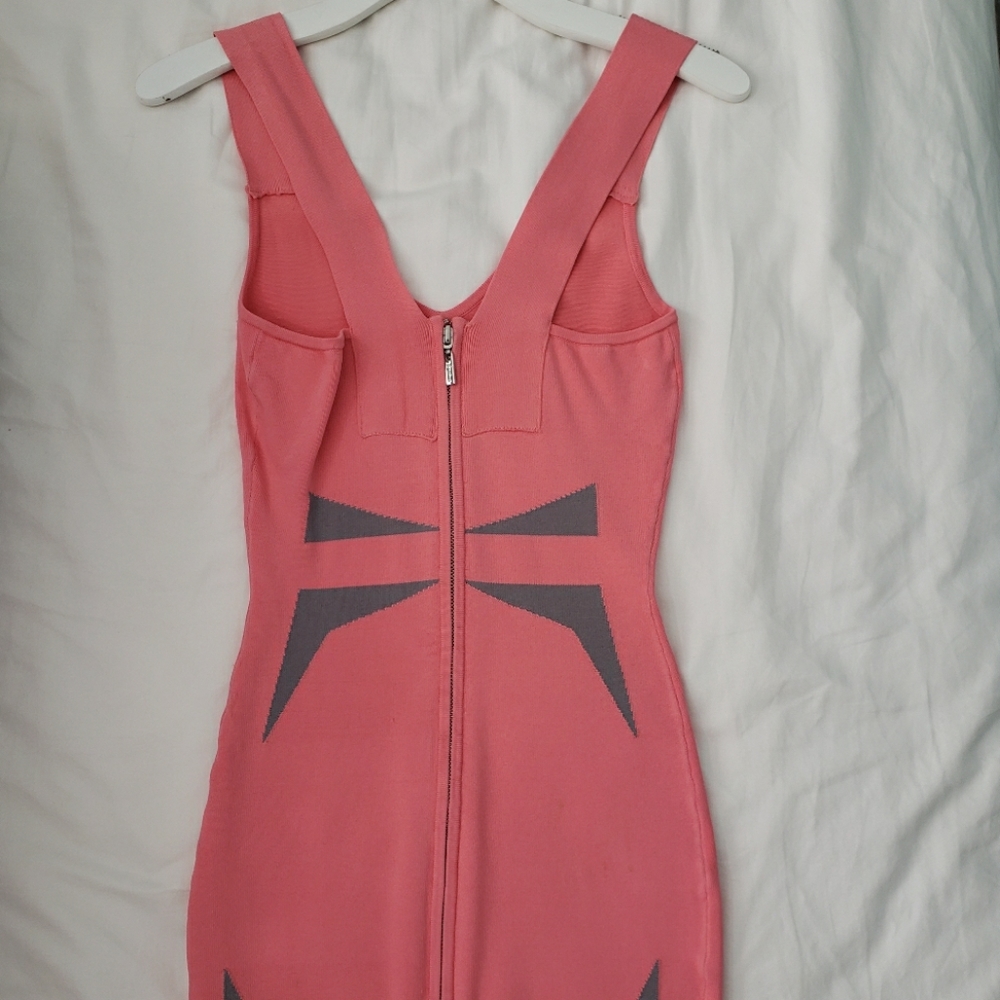Dress - Picture 4 of 4